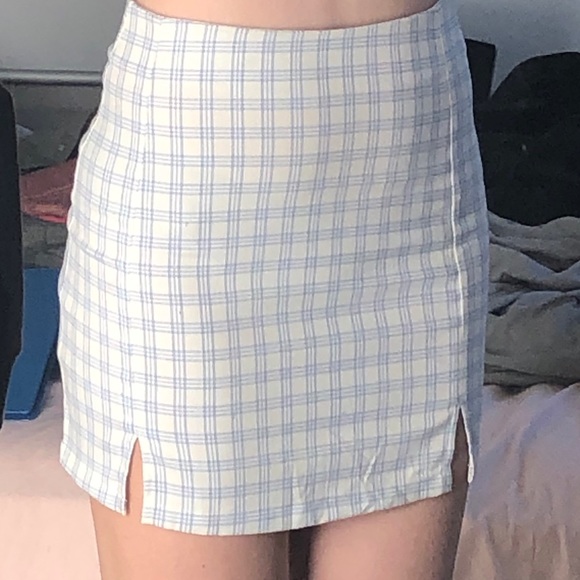 Brandy Melville skirt - Picture 6 of 6